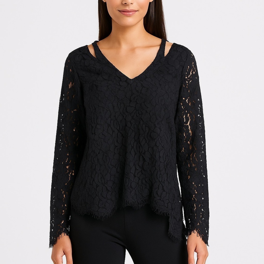Chico’s 1 Black Label Asymmetrical Neck Lace Top Medium NWT